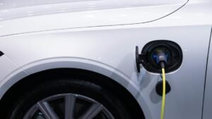 Quanto custa para abastecer um carro elétrico?