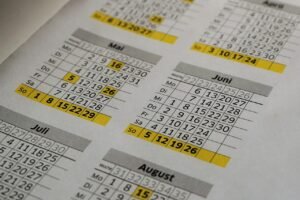 How to Calculate the Number of Working Days Between Two Dates